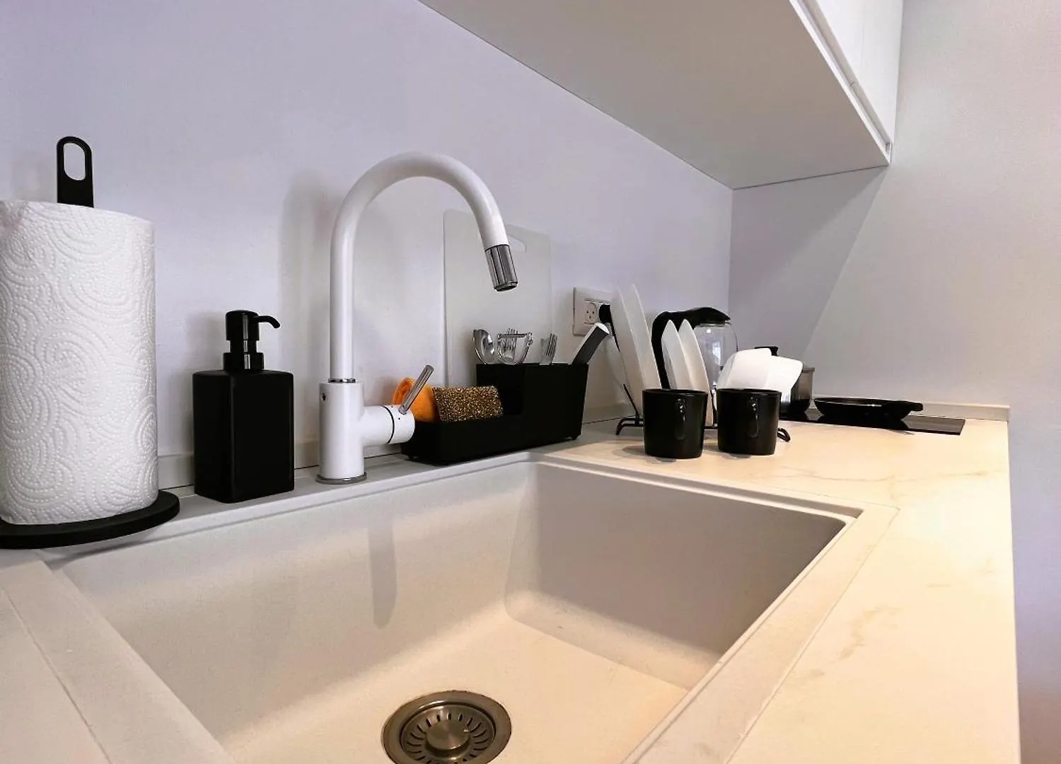 White Door Apartments Haifa
